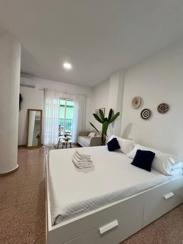 Estudios Con Encanto Аликанте Экстерьер фото